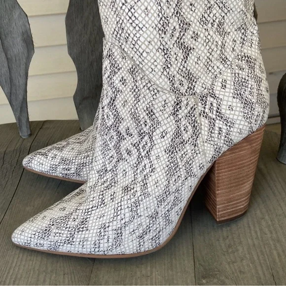 NWOB Dingo Kitty Kat Snake Print Fringe Tall Western Cowboy Boot Women's Size 11 - Picture 4 of 8